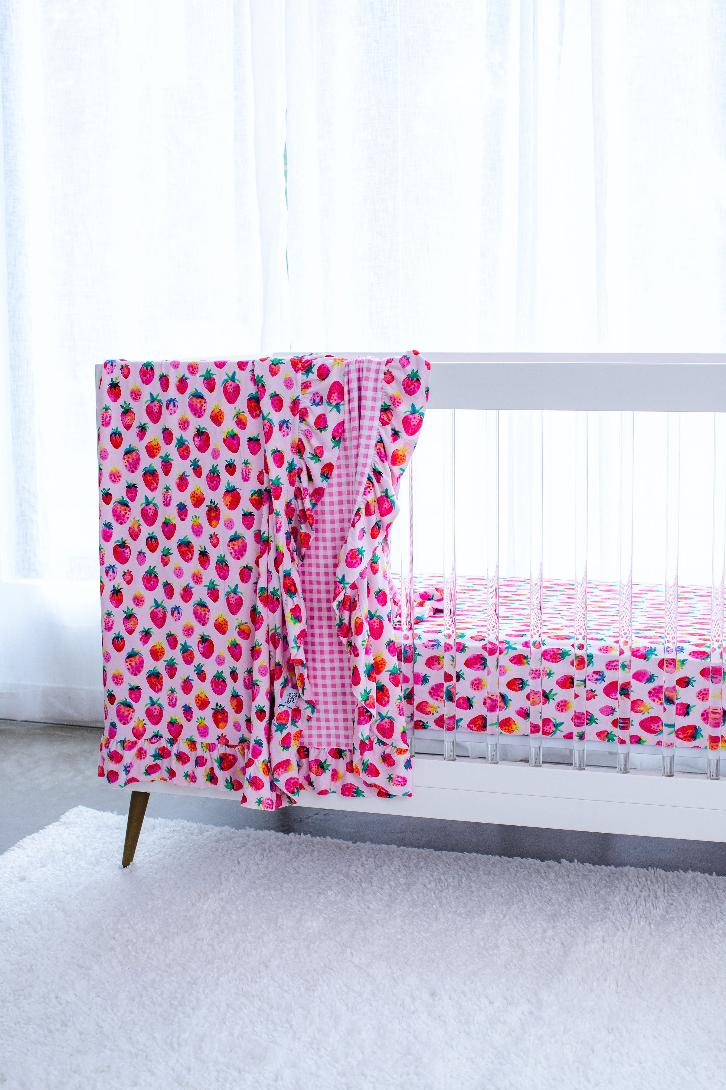 Strawberry crib outlet sheet